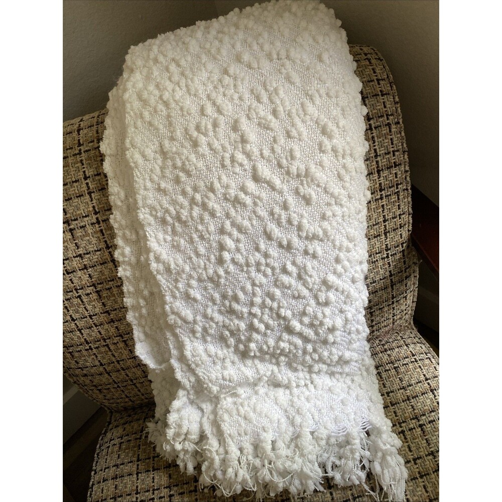 Shabby Chic Chunky Text Off White Tasseled Throw Blanket Textured Boucle 50x60